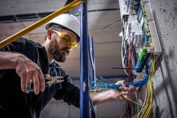 Best Electrical Repair Services  in Lincoln City, OR