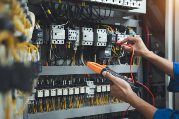 Best Local Electrician Companies  in Lincoln City, OR
